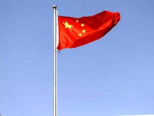 吃个辣椒炒肉饭排队两小时?费大厨到底哪里吸引人